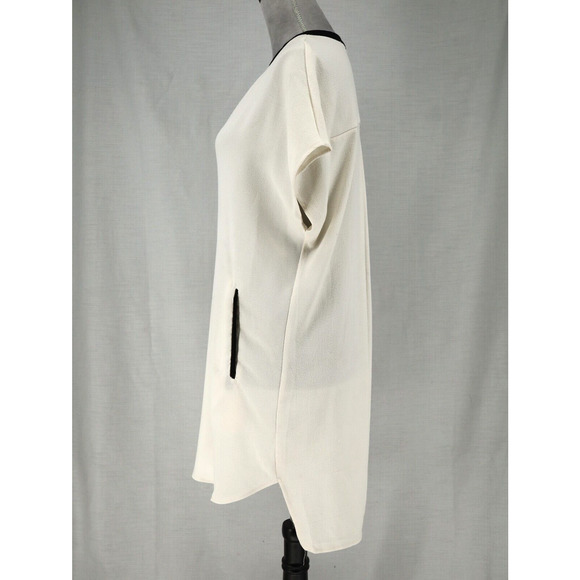 ASTR the Label Dress Womens Small Ivory Black Trim Pockets Back Pleat V-neck - Picture 5 of 11